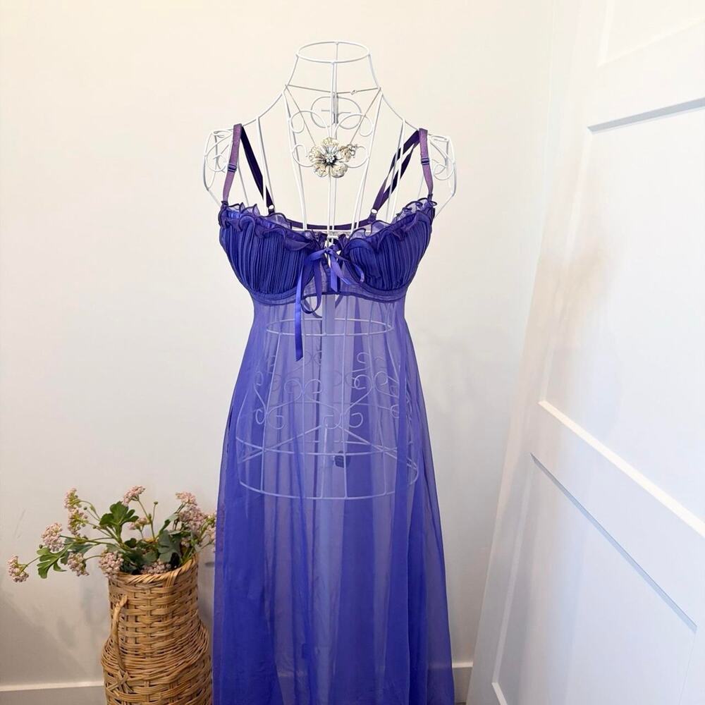 Vintage fredericks of Hollywood floor length asymmetrical slip dress nightgown